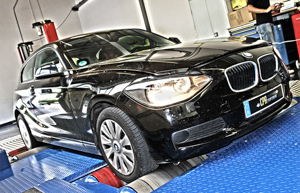 BMW 120d na hamowni z PowerBoxem